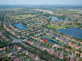 1520 SE 17th Ave, Homestead FL 33035