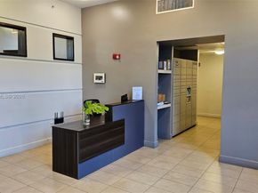 36 NW 6th Ave 708, Miami FL 33128