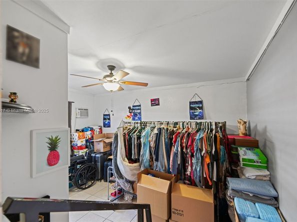 3140 NW 59th St, Miami FL 33142