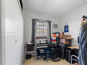 3140 NW 59th St, Miami FL 33142