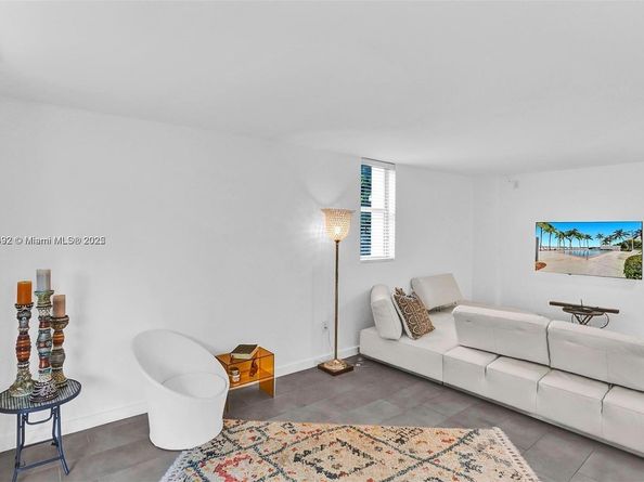 700 NE 63rd St D309, Miami FL 33138