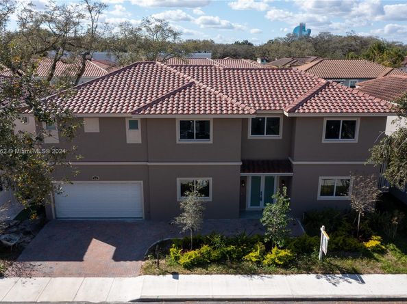 3562 Forest View Cir, Dania Beach FL 33312