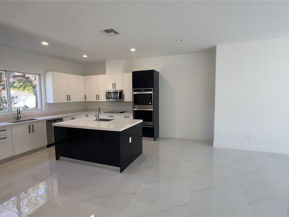 3562 Forest View Cir, Dania Beach FL 33312
