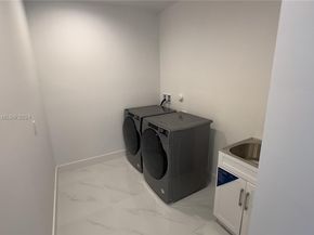 3562 Forest View Cir, Dania Beach FL 33312