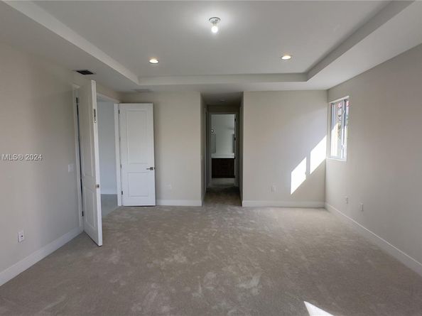 3562 Forest View Cir, Dania Beach FL 33312