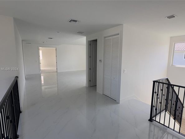 3562 Forest View Cir, Dania Beach FL 33312