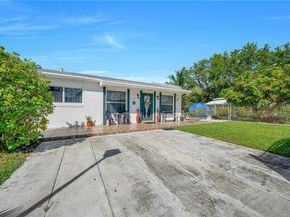 5402 SW 128th Pl, Miami FL 33175