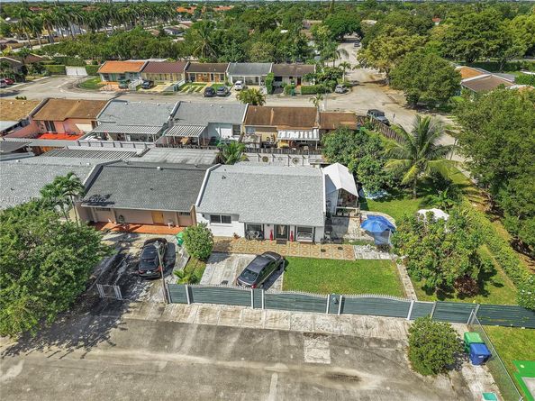 5402 SW 128th Pl, Miami FL 33175
