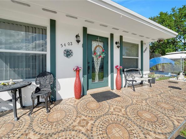 5402 SW 128th Pl, Miami FL 33175