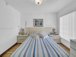 5402 SW 128th Pl, Miami FL 33175