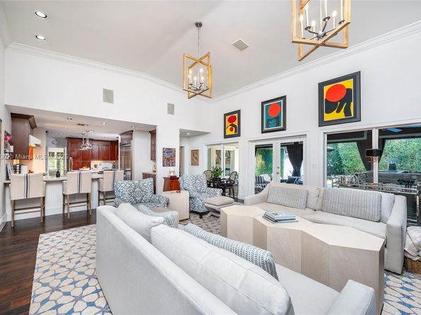 612 Catalonia Ave, Coral Gables FL 33134