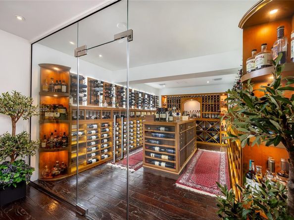 612 Catalonia Ave, Coral Gables FL 33134