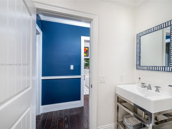 612 Catalonia Ave, Coral Gables FL 33134