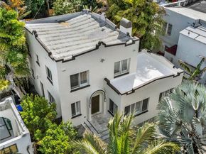 2006 SW 12th St, Miami FL 33135