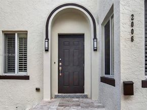2006 SW 12th St, Miami FL 33135
