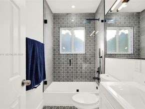 2006 SW 12th St, Miami FL 33135