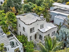 2006 SW 12th St, Miami FL 33135