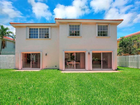 676 NW 133rd Dr, Plantation FL 33325