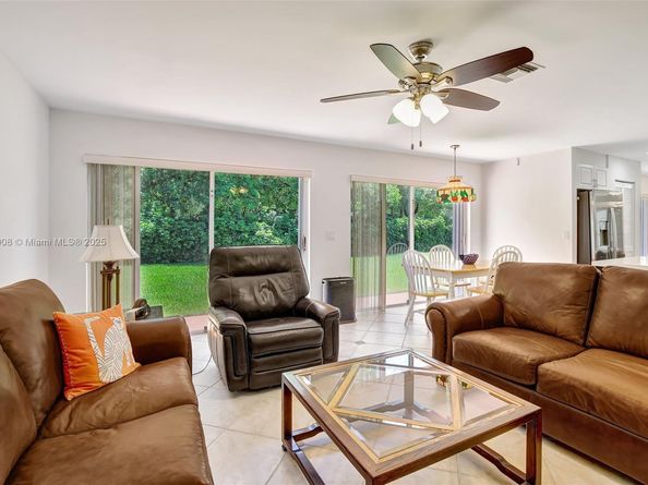 676 NW 133rd Dr, Plantation FL 33325