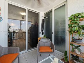 17890 W Dixie 603, North Miami Beach FL 33160