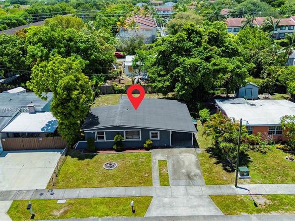 3760 SW 47th Ave, West Park FL 33023