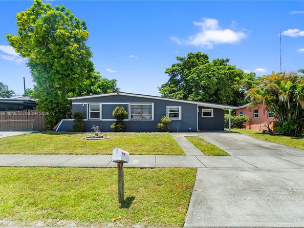 3760 SW 47th Ave, West Park FL 33023