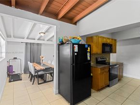 3760 SW 47th Ave, West Park FL 33023