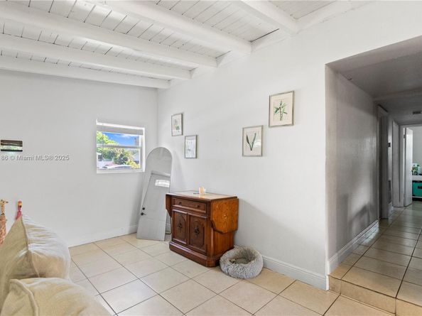 3760 SW 47th Ave, West Park FL 33023
