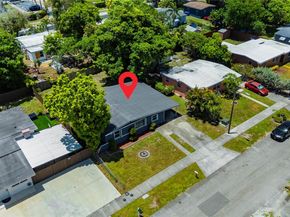 3760 SW 47th Ave, West Park FL 33023