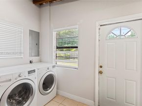 3760 SW 47th Ave, West Park FL 33023