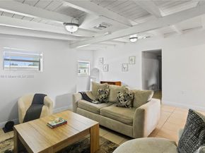 3760 SW 47th Ave, West Park FL 33023