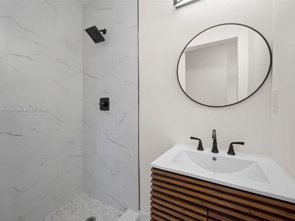 7994 Crespi Blvd, Miami Beach FL 33141