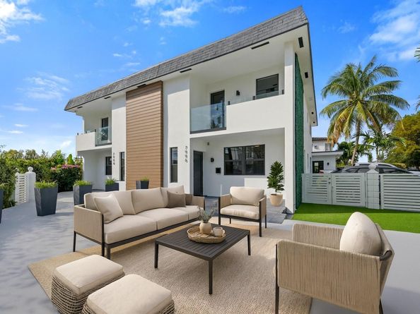 7994 Crespi Blvd, Miami Beach FL 33141