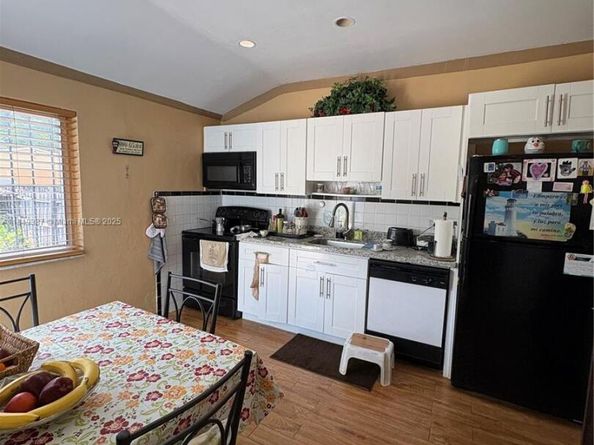 168 NW 39th St, Miami FL 33127