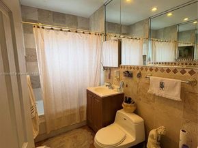 168 NW 39th St, Miami FL 33127