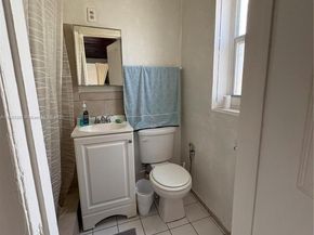 168 NW 39th St, Miami FL 33127