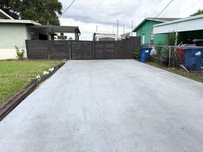 2995 NW 106th St, Miami FL 33147