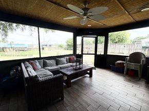 2995 NW 106th St, Miami FL 33147