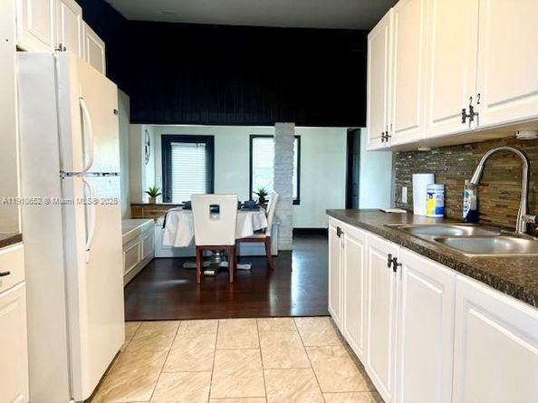 2995 NW 106th St, Miami FL 33147