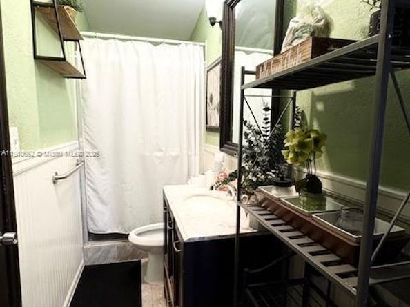 2995 NW 106th St, Miami FL 33147