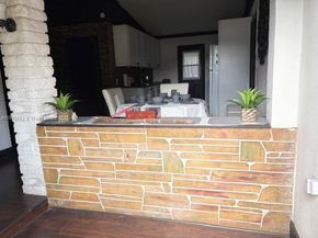 2995 NW 106th St, Miami FL 33147