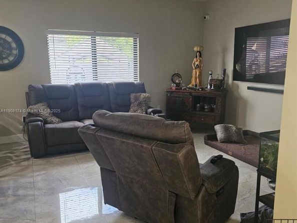 15397 SW 172nd Ter, Miami FL 33187