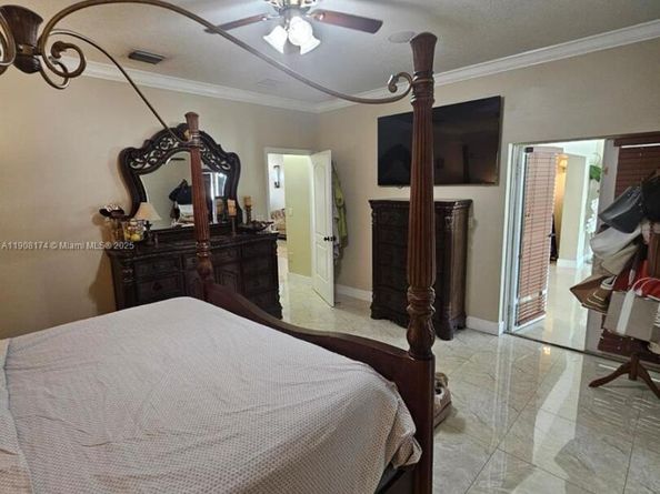 15397 SW 172nd Ter, Miami FL 33187