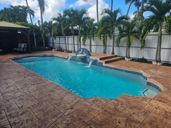 15397 SW 172nd Ter, Miami FL 33187