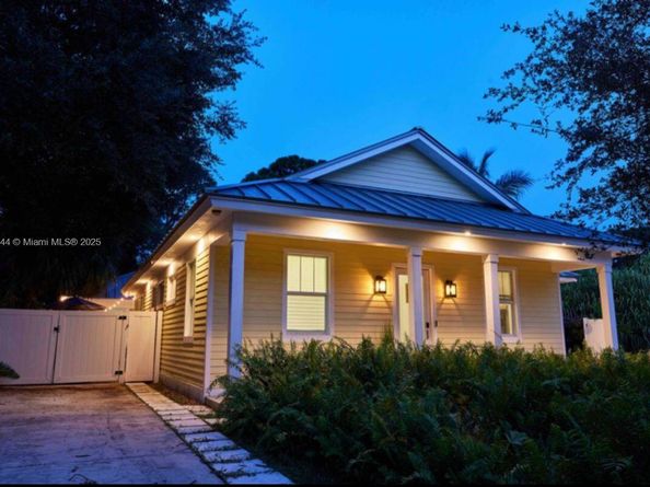 1280 SW 25th Ave, Fort Lauderdale FL 33312