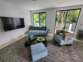 3675 Loquat Ave, Miami FL 33133