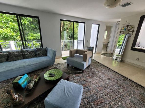 3675 Loquat Ave, Miami FL 33133