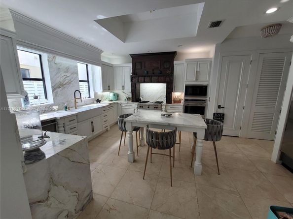 3675 Loquat Ave, Miami FL 33133