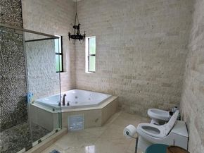 3675 Loquat Ave, Miami FL 33133