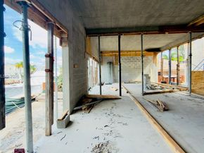 2377 SE 15th St, Pompano Beach FL 33062